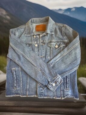 Lucky Brand Jean Jacket Tan Leather Logo Patch Size M Vintage